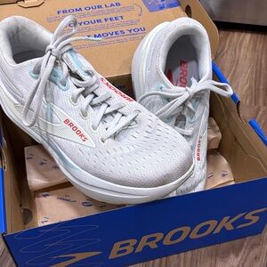 Brooks Ghost Max 3 Women’s Running Shoes